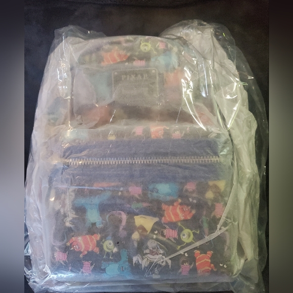 Loungefly Monsters Inc Set mini backpack and matching wallet - Picture 2 of 6